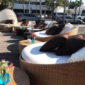 lounge-beach-furniture-setup